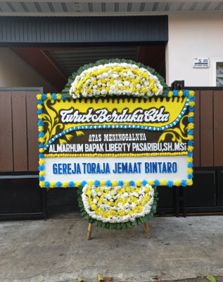 Papan Bunga Duka di Meranti